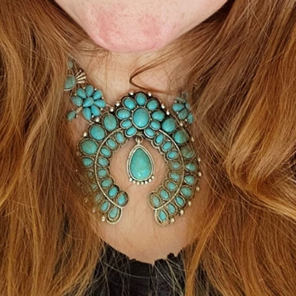 Lovage Bohemian Howlite Stone Squash Blossom Necklace - Picture 2 of 8